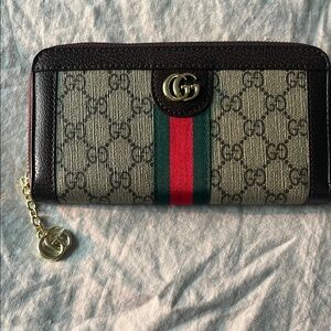 COPY - Gucci Brown and Green Key & Card Holder with Iconic Design